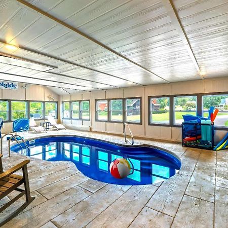 Poolside At Autumn Woods - Pool, Theater, Fireplace, Firepit, Arcade Севьервилл Экстерьер фото