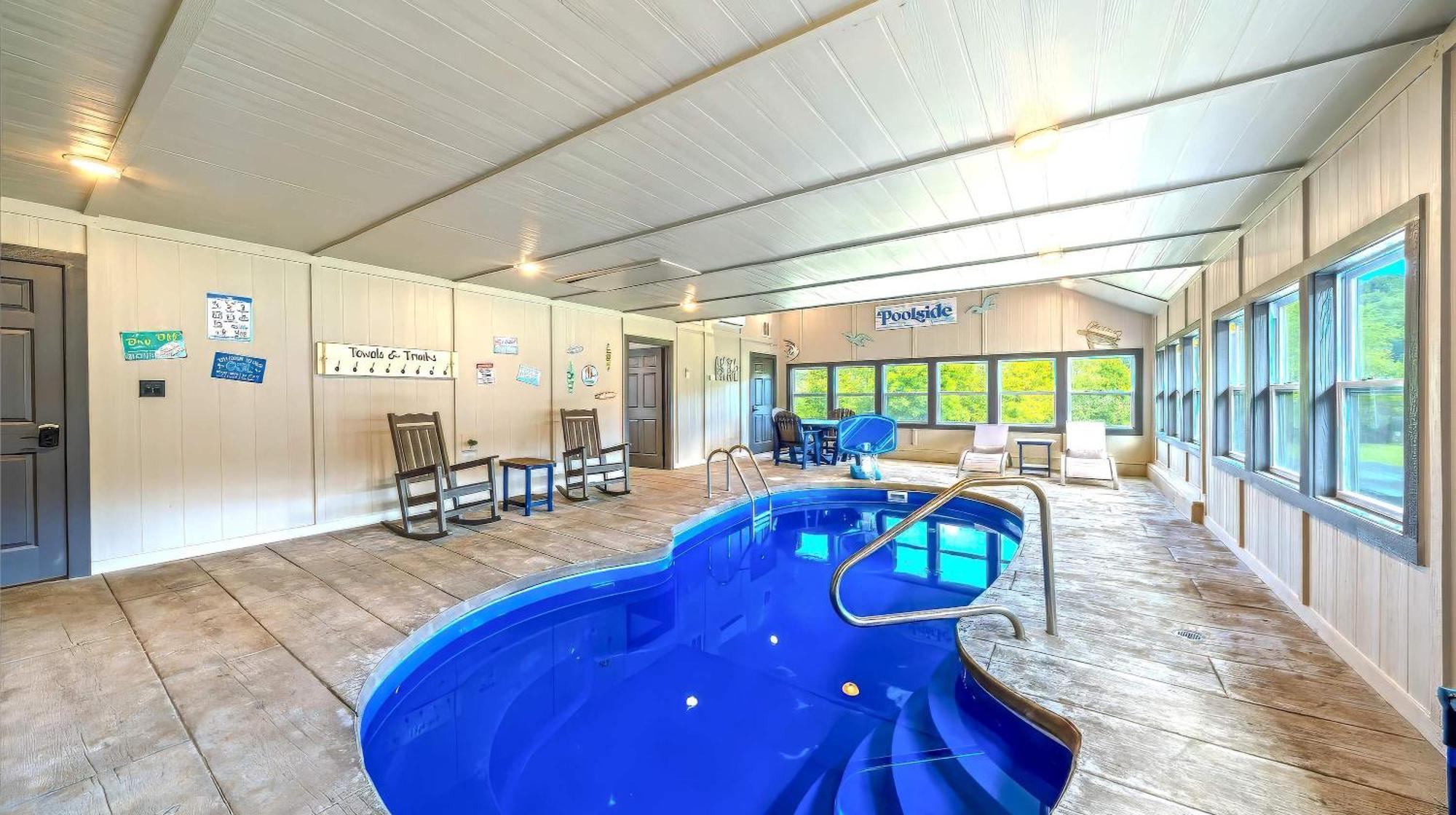 Poolside At Autumn Woods - Pool, Theater, Fireplace, Firepit, Arcade Севьервилл Экстерьер фото